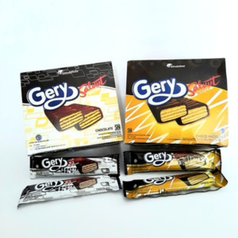 

Gery Salut Wafer Chocolate dan Choco Hazelnut