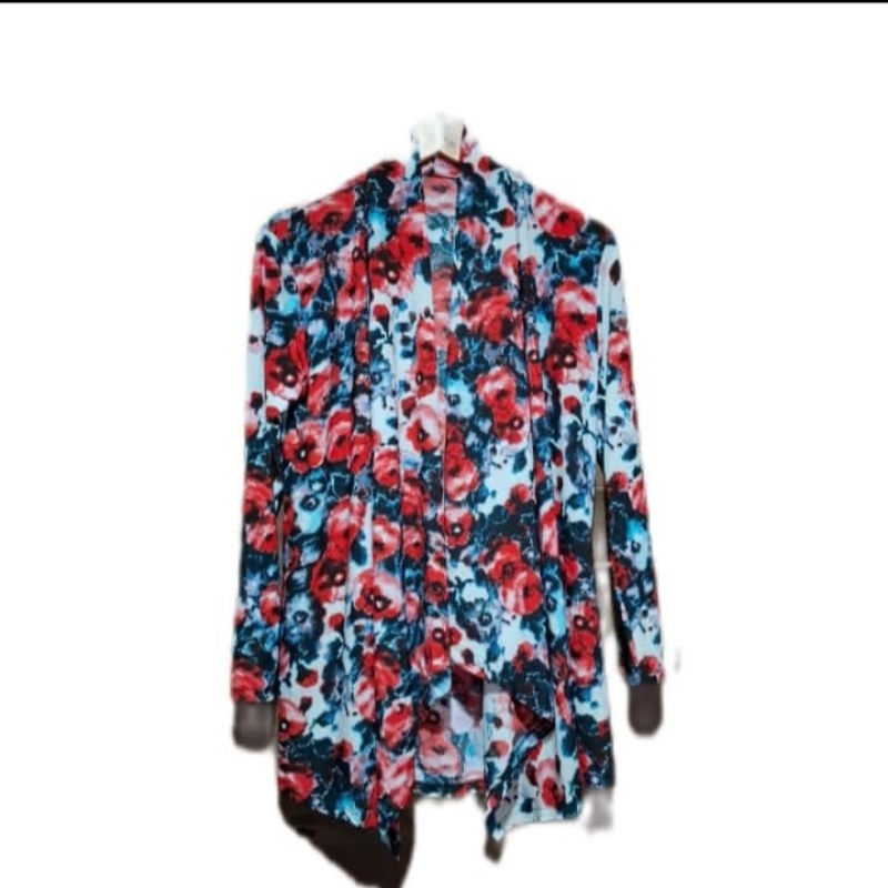 Cardigan tangan panjang  motif bunga