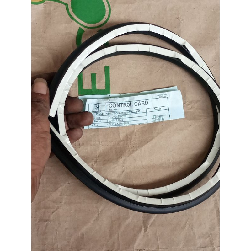 karet seal Lis peredam jok bagasi Honda Vario 125 old/new 2013-2018 77115-KZRA-6002 AST RB8