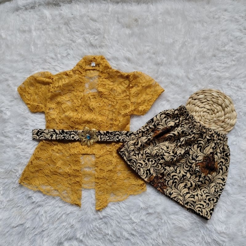 Evrydaygift Baju Kebaya Anak Kutu Bali Usia 1 Sampai 6 Tahun Lengan Pendek Rok Pendek
