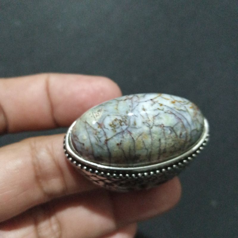 Batu akik pancawarna motif antik lawas