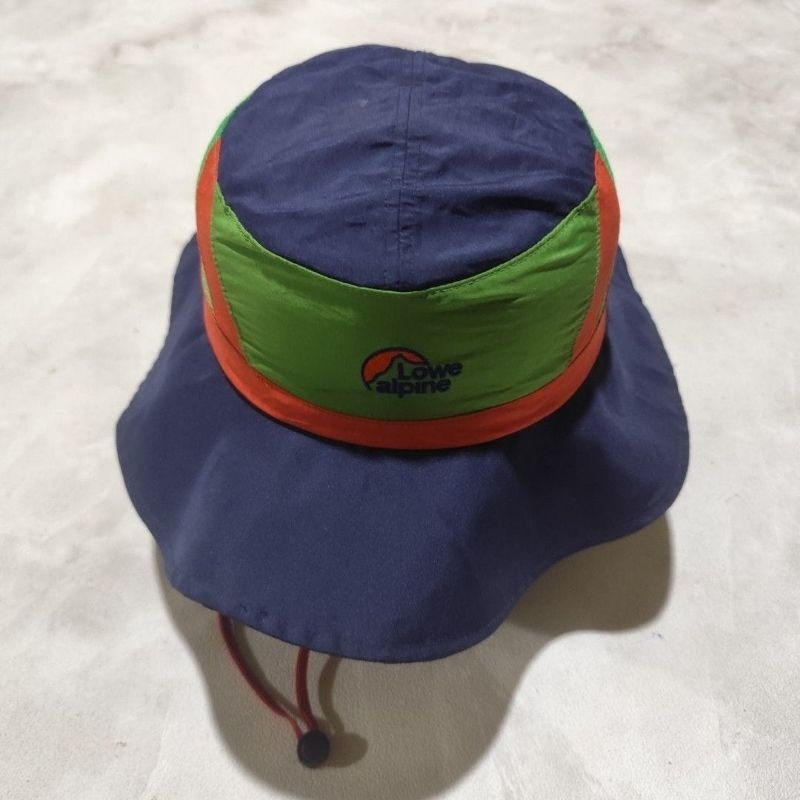Topi rimba outdoor hiking gunung lowe alpine