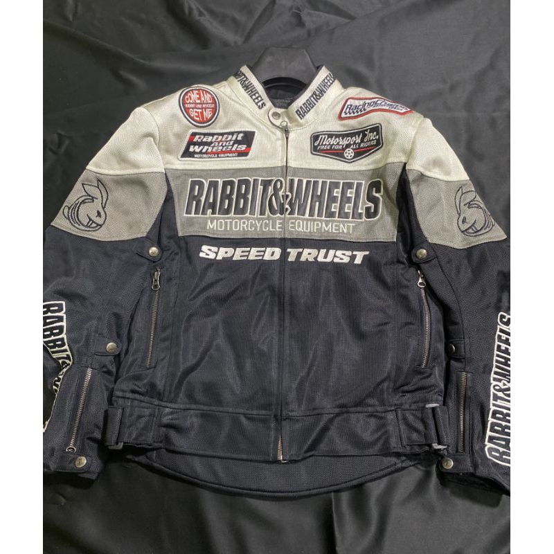 Rabbit and Wheels New Combo White Size M