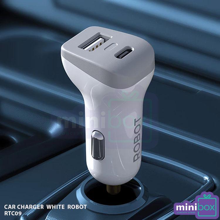 ROBOT RT-C09 Car Charger Colokan Mobil - 2 Port USB & Type C