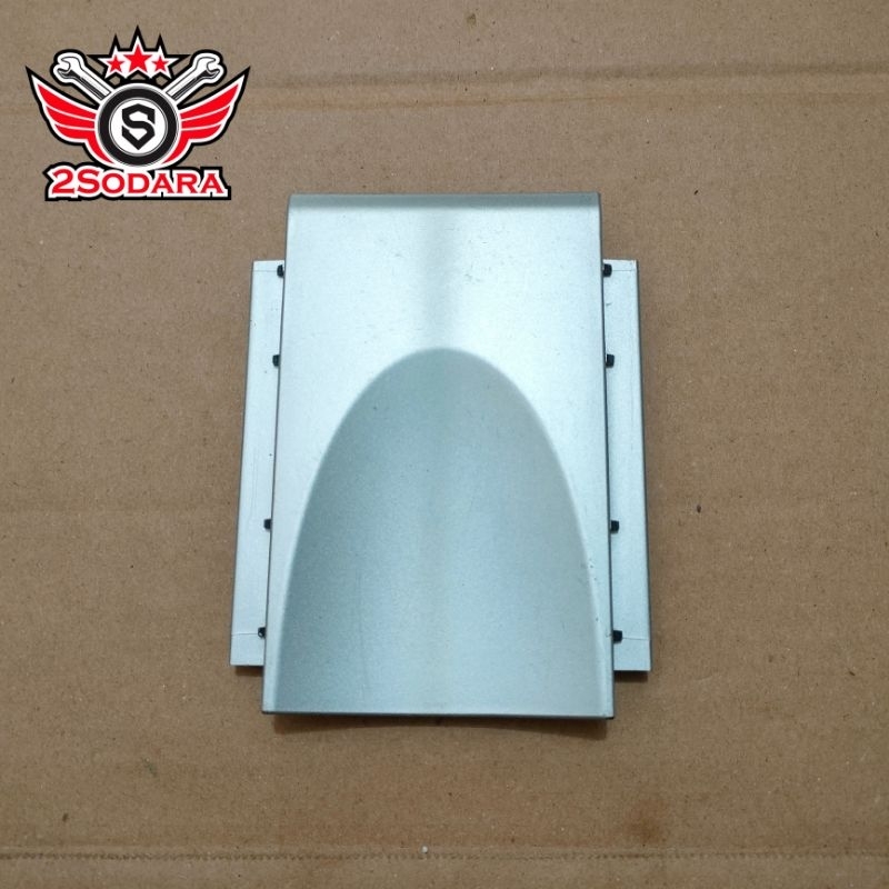 Cover Tutup Belakang Bawah Spakbor Kolong Yamaha R15 VVA V3 ORIGINAL