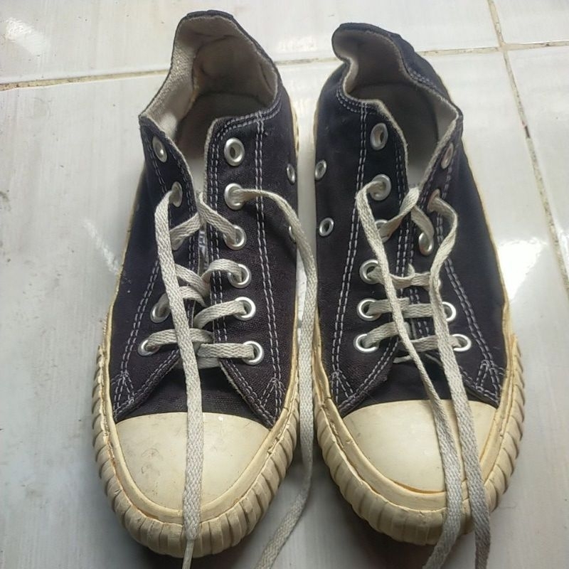 Preloved PL Sepatu Converse Original