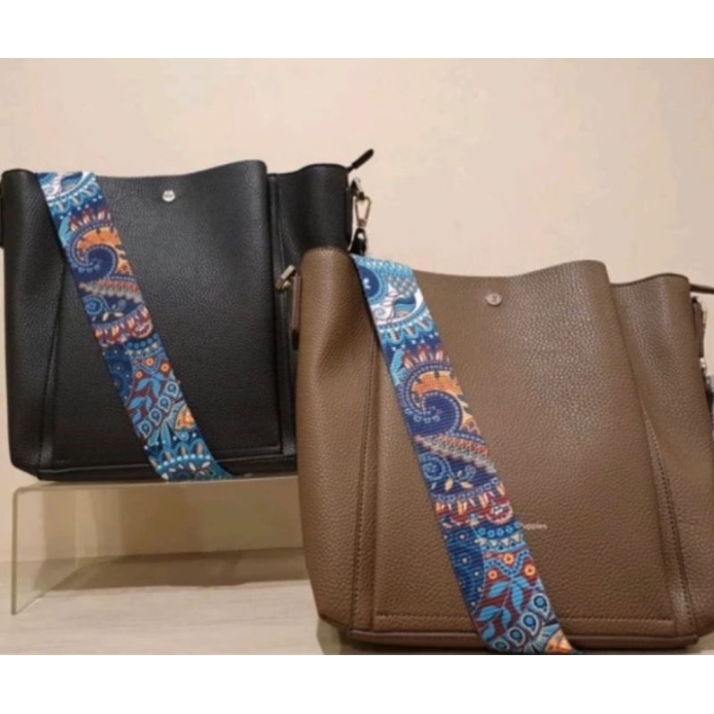 Frances satchel sling hush puppies L