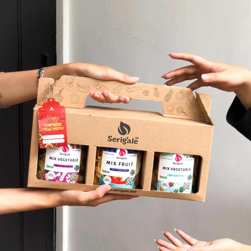 

Paket SIMPLE Hampers Imlek & Tahun Baru China Serigale.id Paket Keripik Mix Buah Sayur Premium