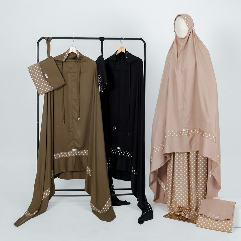 Mukena Polkadot | Mukena Wangisyari, Mukena Rayon twill, Mukena hitam,  Mukena Umroh, Mukena Premium