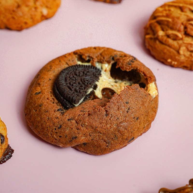 

Odie Oreo S’more Cookies