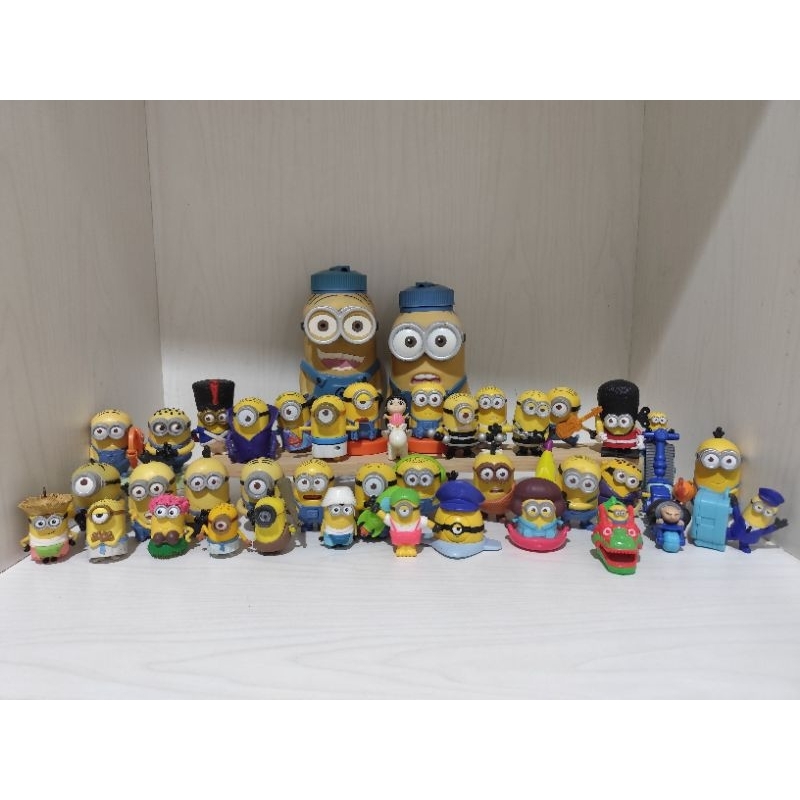 Minion Despicable Me Happy Meal Tumblr Original Universal Studios Set Preloved