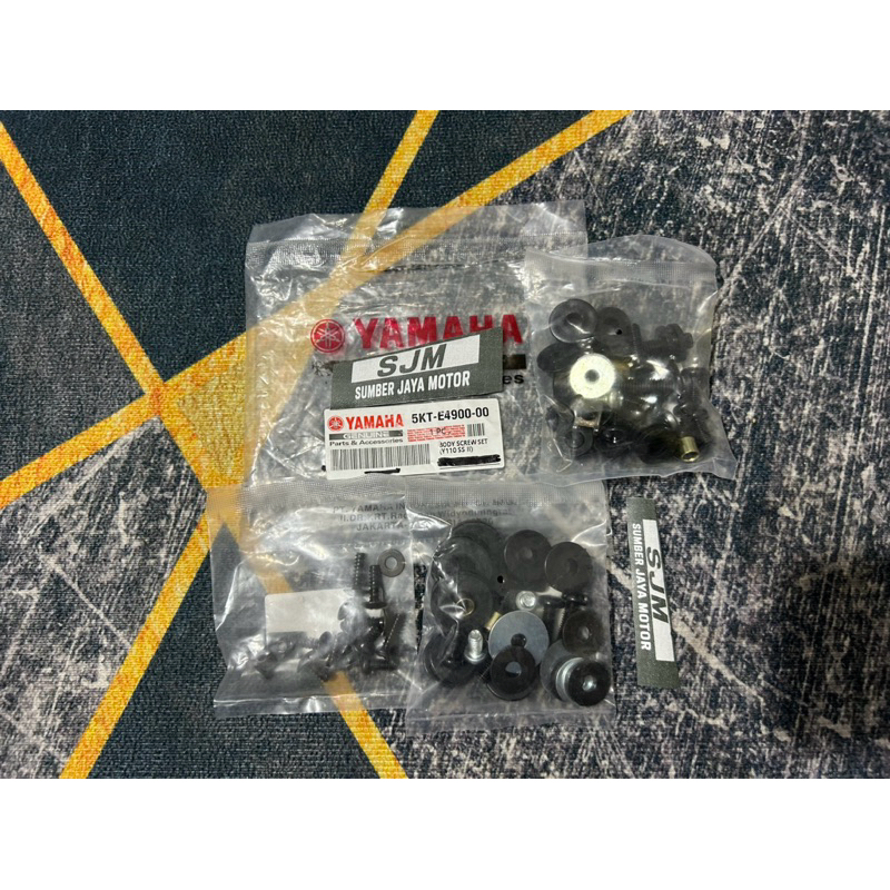 Baut body set karet body screw set yamaha F1ZR fizr F1 zr SSTWO malaysia original yamaha
