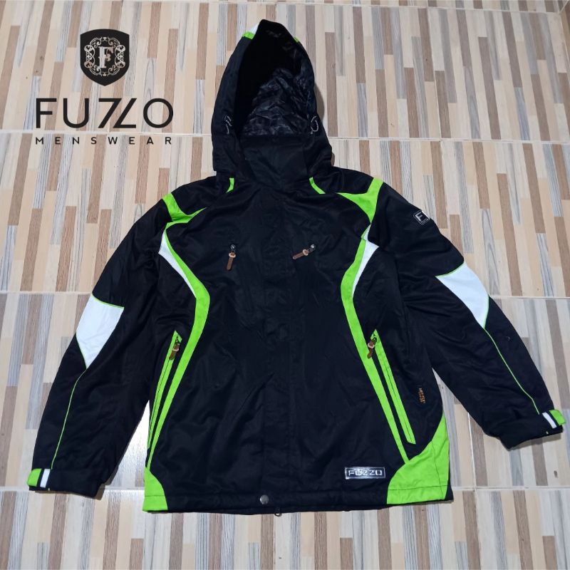 jaket snowboard fuzzo