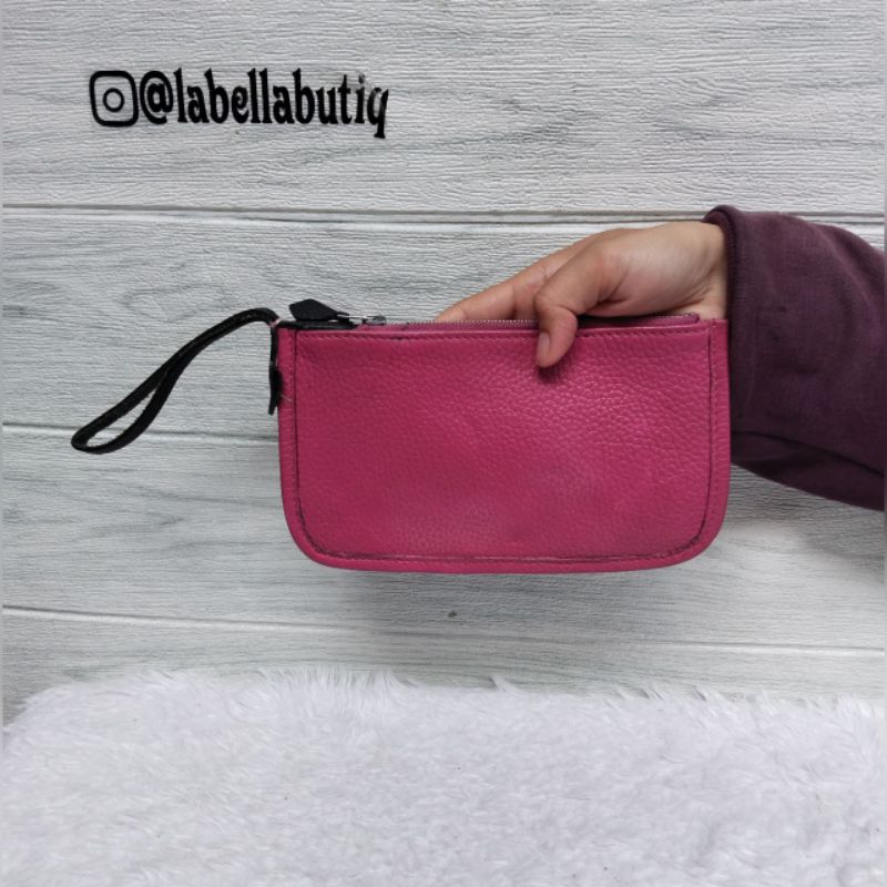 Pouch Wanita Brand Preloved Belakang Zip RiriWristlet Pink