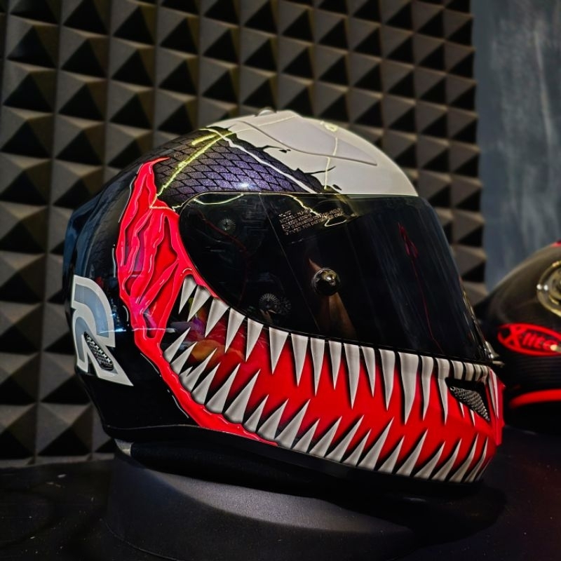 Helm HJC RPHA 11 Venom V1