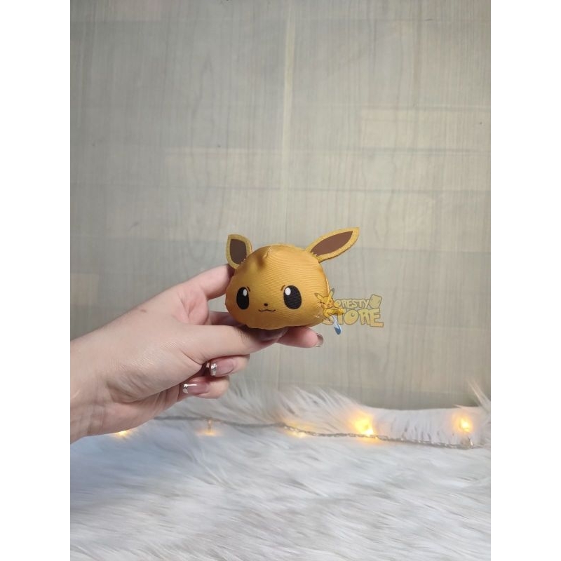 Boneka Pokemon Eevee Munyumaru - T-Arts