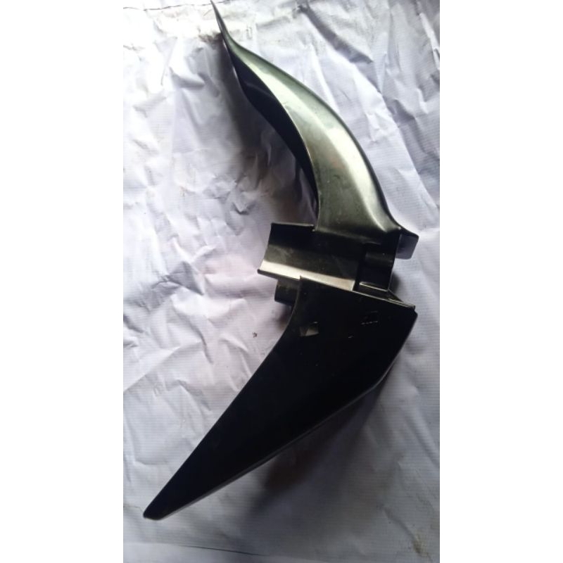 slebor depan fizr,Vega lama