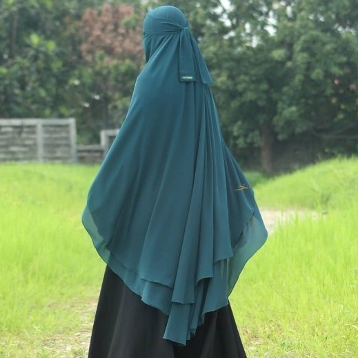 Khadijah Indonesia - Jilbab Ceruty Jumbo Triple Layer | Khimar Soft Pad | Series Malaiqa | Free Cada