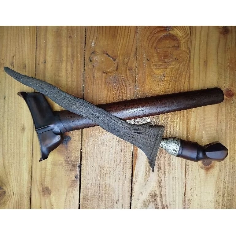 Keris Melayu Rojo Abolorojo Sepuh