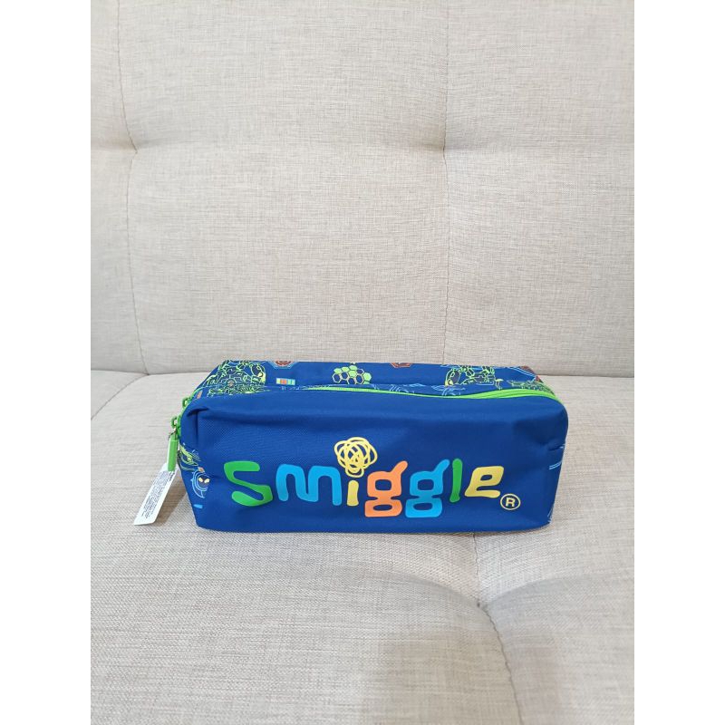 

smiggle kotak pensil robot biru
