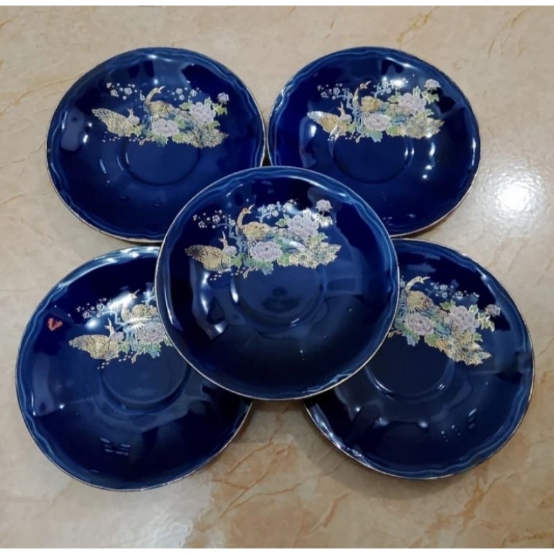 Piring biru mini motif burung merak
