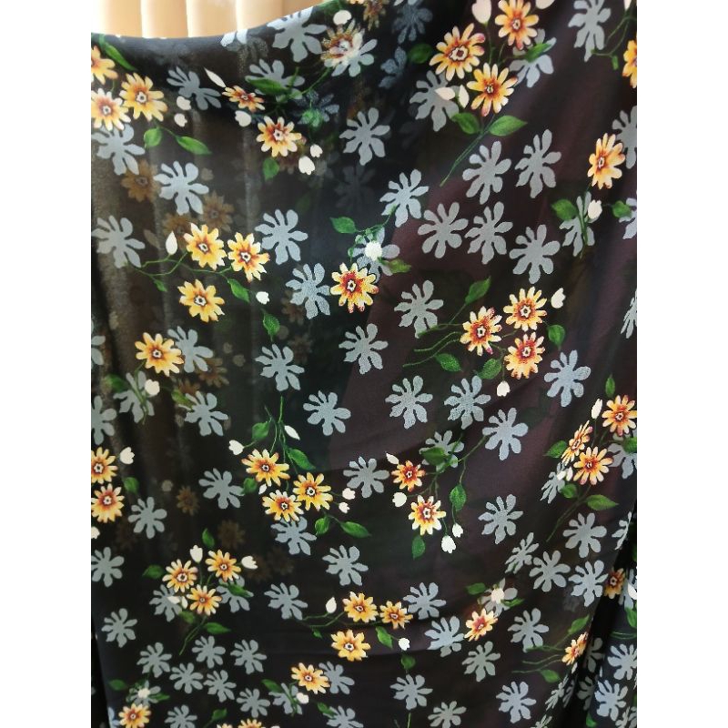 Kain/Bahan Ceruty babydoll motif bunga kecil//Bahan ceruty babydoll premium meteran//Kain ceruti bab