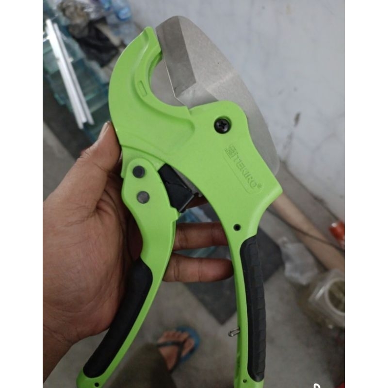 TEKIRO Gunting pipa pvc 42mm / Pipe cutter pvc