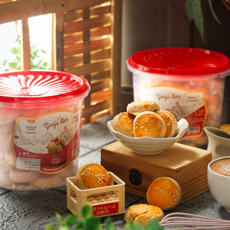 

Njonja Mar - Peanut Cookies Kue Kacang Jadul @600 Gr/Pcs