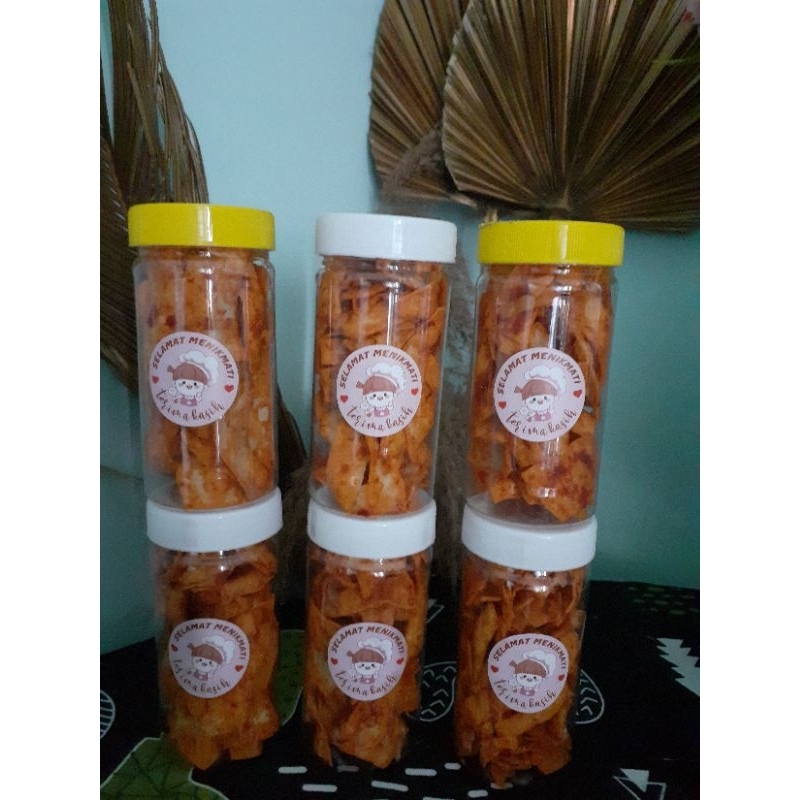 

cemilan- keripik pangsit pedas manis enak
