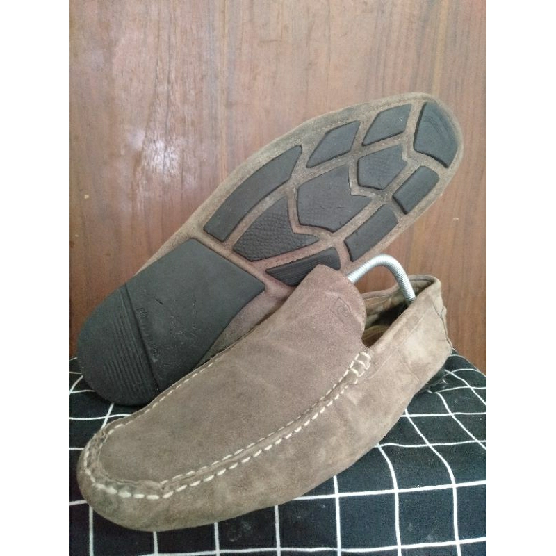 PIERRE CARDIN  Paris. 43 sepatu slip on