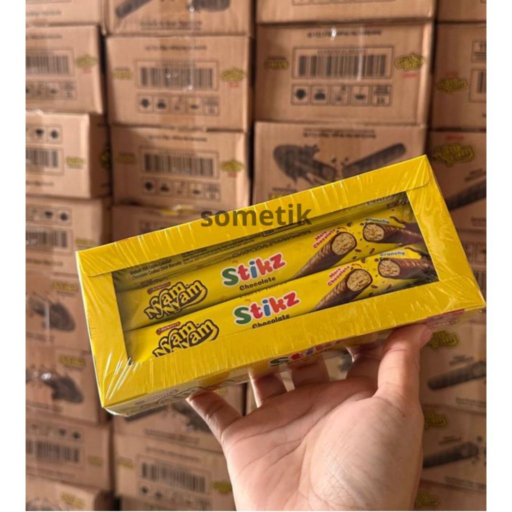 

NYAM NYAM Stikz 1 KARTON isi 10 BOX | NYAM NYAM STIKZ Crunchy 1 Karton isi 10 BOX