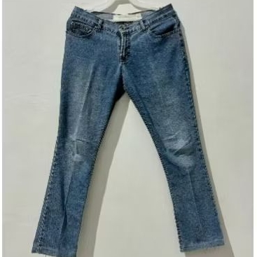 PRELOVED MEDAN { CELANA JEANS HW }