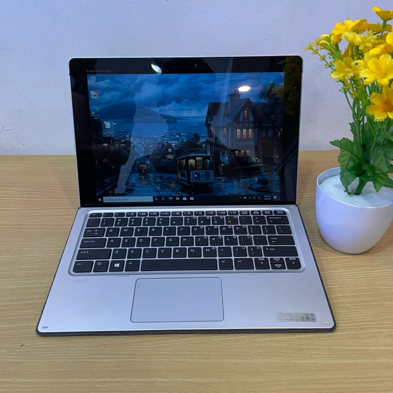 Laptop 2in1 HP Elite x2 1012 G1 Intel Core M5 RAM 8GB SSD 256GB touchscreen