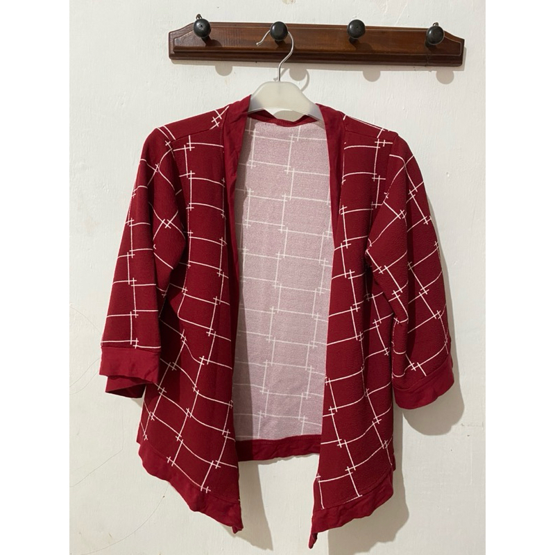 Outer jas atasan merah kotak