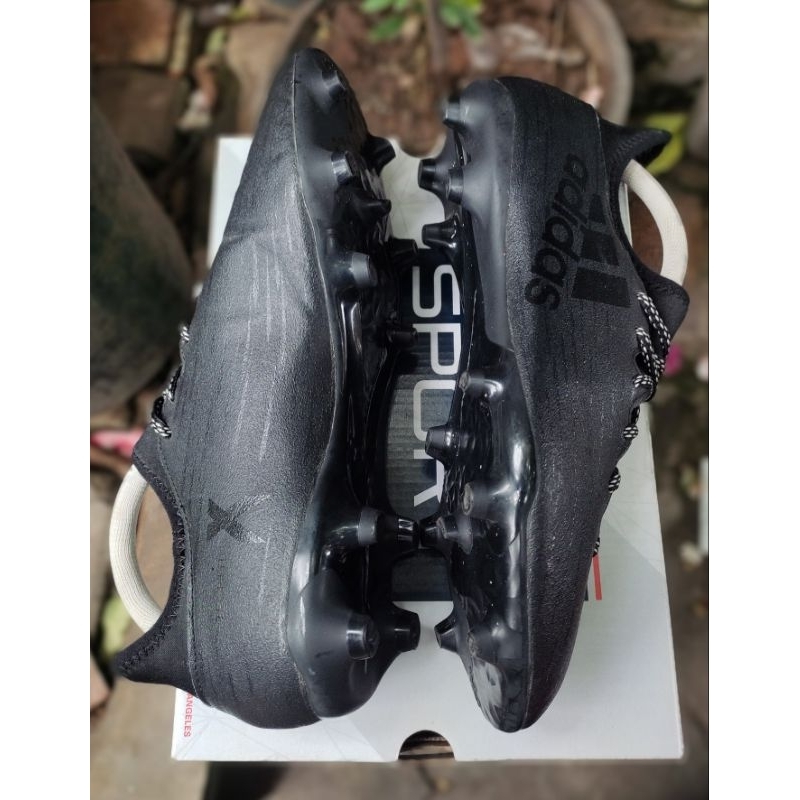 sepatu bola adidas x16. 3
