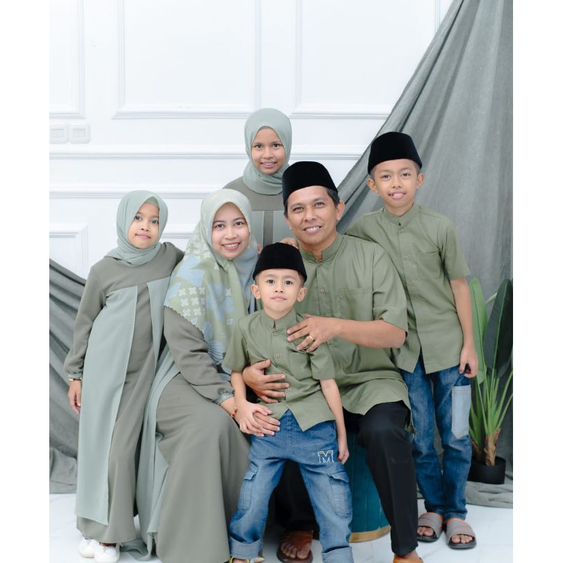 Anezka_hijab Jasa Jahit butik Online Dress / Couple Custom serimbit / couple keluarga jahit butik sa