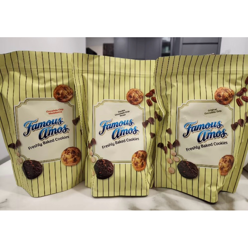 

FAMOUS AMOS COOKIES