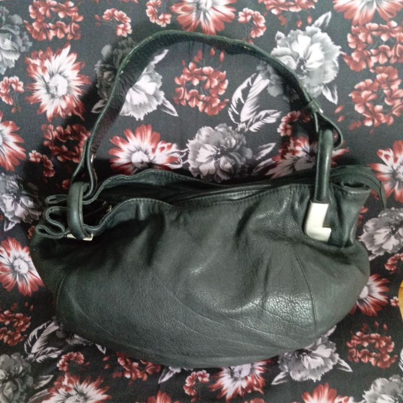 Tas bahu wanita,merek Dissona.