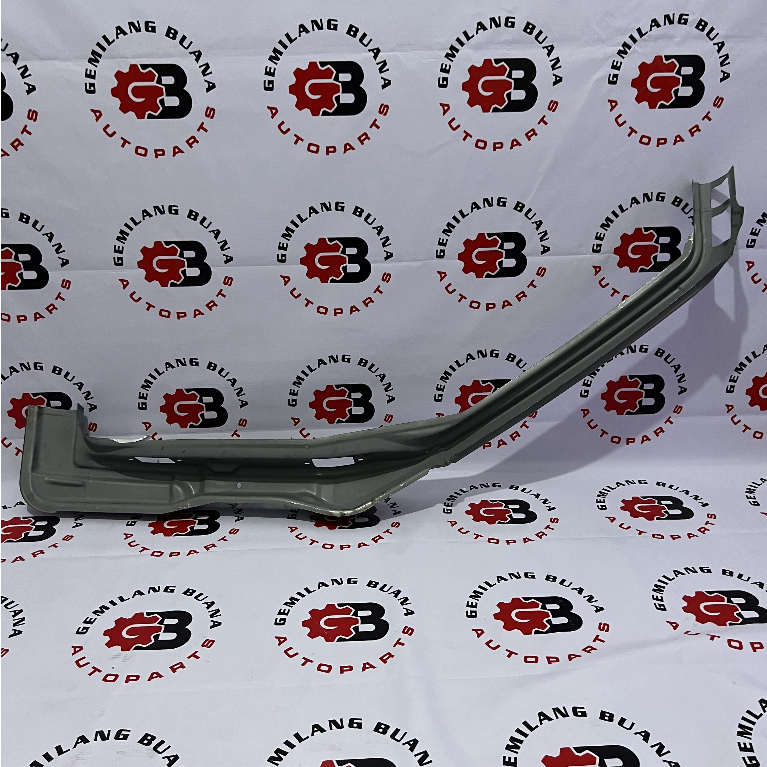 Tiang Pilar Pintu Depan Kiri Penumpang MB136331 Mitsubishi L300 Genuine MMKSI