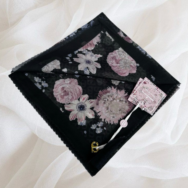 Buttonscarves x Sarah Sofyan Blume Black Jet Set