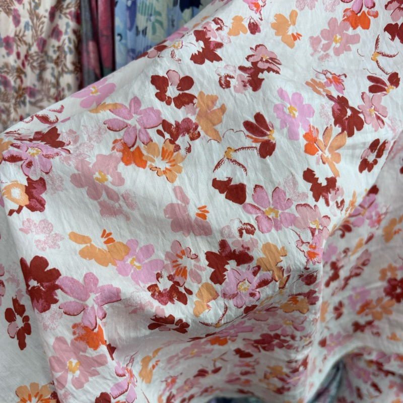 Kain Katun Silky Premium - katun Silky Motif Premium - kain silky premium motif bunga - kain katun m