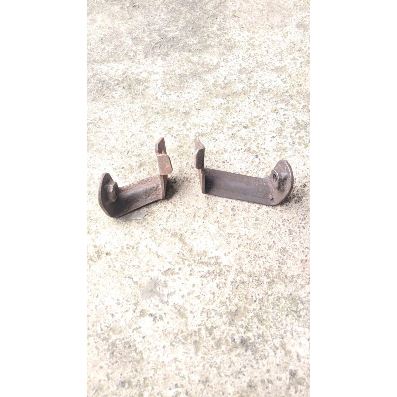 breket sayap - tebeng smash - semes - smes / dudukan sayap bawah smash original lepasan