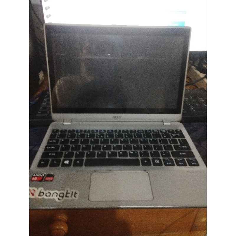 Laptop Acer AMD A6 SSD 512gb ram 6gb touch screen 12 inch
