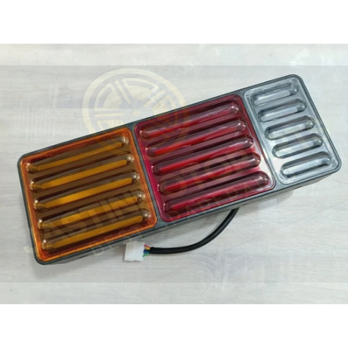 LAMPU REM STOP BELAKANG TRUK FE PS100 OLD PS125 PS135 HINO DUTRO