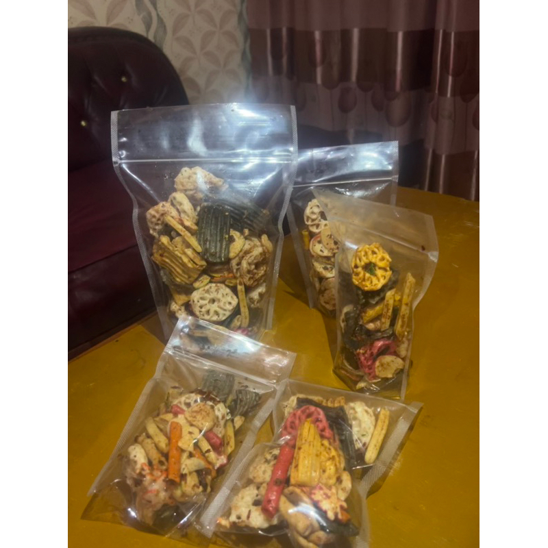

kerupuk seblak bantat isi 100gr