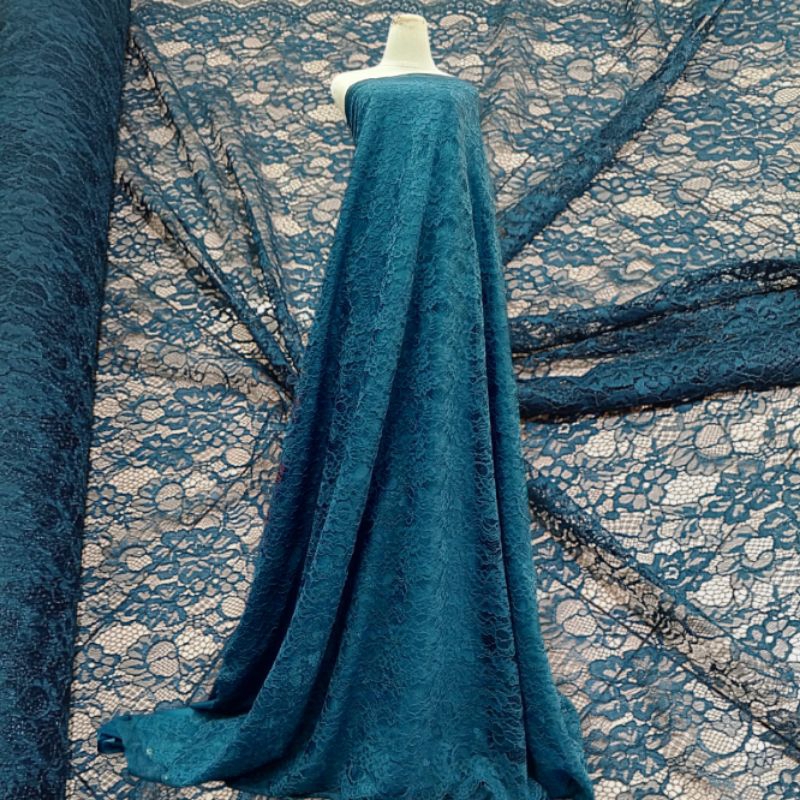 Kain/bahan brokat lace meteran  non Glitter.