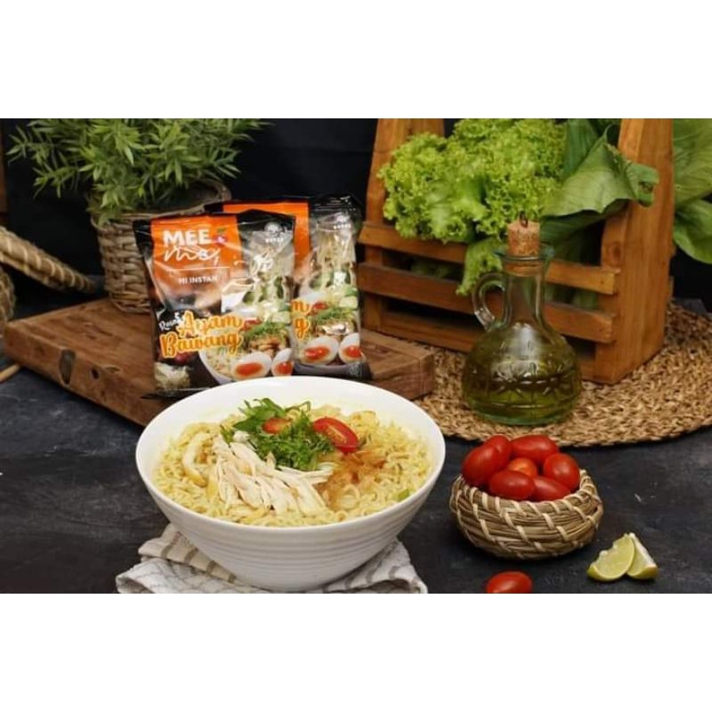 

Mee & Me Ayam Bawang Pouch