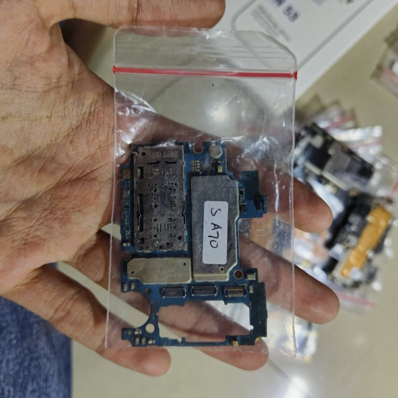 MESIN SAMSUNG A70 MATOT FISIK SEPERTI DI FOTO BAHAN CONGKELAN