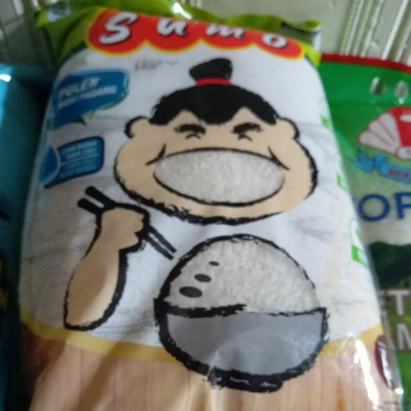 

beras sumo 5kg (beras pulen)