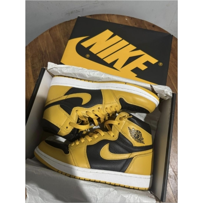 Original Nike air jordan 1 high OG yellow pollen size 42,5